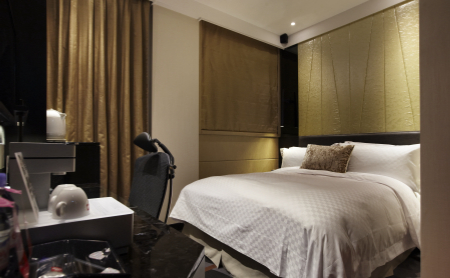 スタジオクイーン