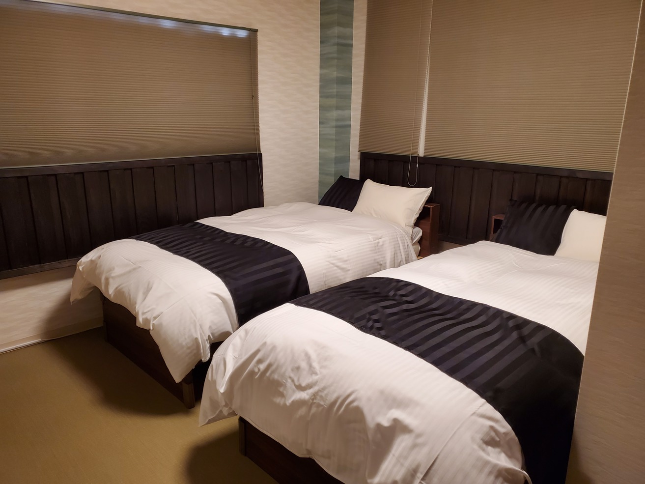 和洋室　クワッドルーム　3〜4人部屋　15畳