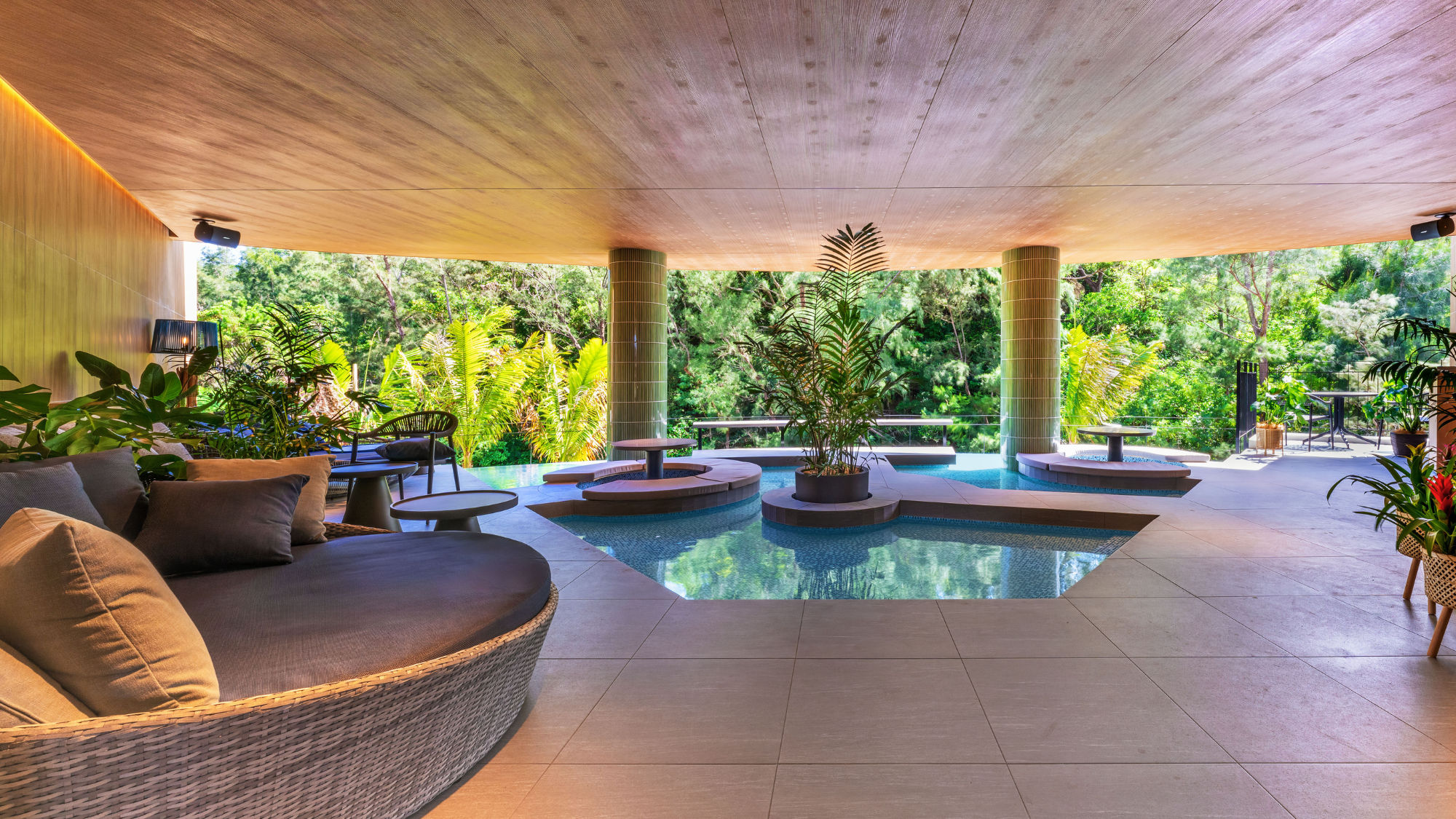 Yanbaru Forest Lounge