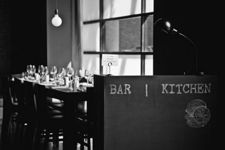 Bar + Kitchen レストラン