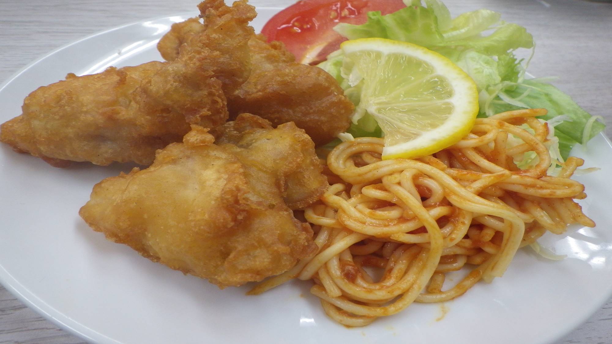 *【お夕食一例】  学生さん、ビジネスマンに人気のおかずも☆しっかり食べて明日も元気！