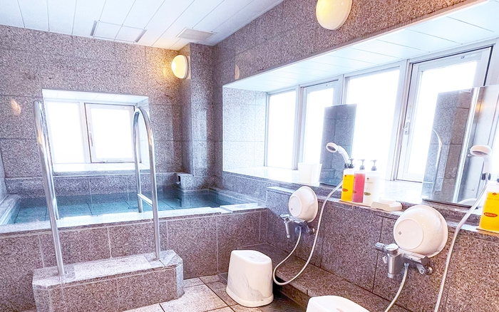 旅の疲れを癒す、烏丸通沿いのアクセス良好なホテル！！◆観光に◆ビジネスに◆【素泊まり】