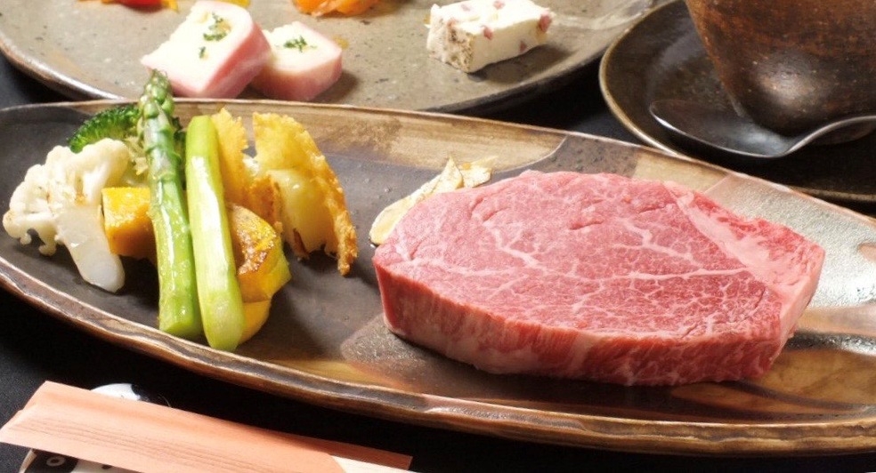 【鉄板焼】プランチャー健「活オマール海老と和牛の鉄板焼コース」付きプラン（2食付）
