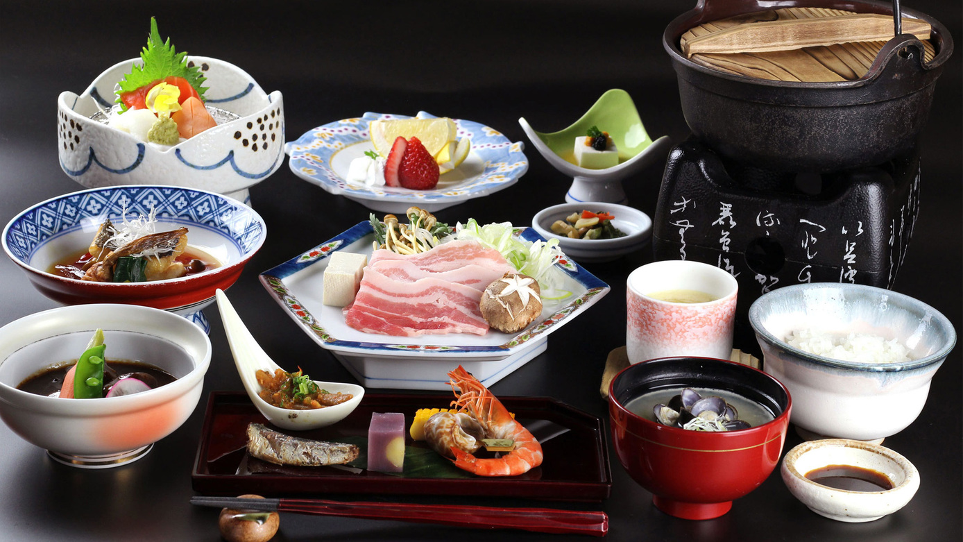 ２連泊で２泊目が1，100円OFF♪ゆったり温泉を満喫！お食事は人気の≪月替わり御膳≫【2食付】