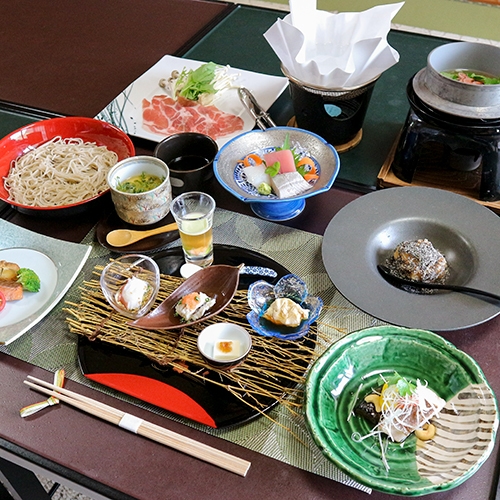 【期間限定特典付き！】★個室食確約・ペット1匹無料特典★おしゃれ和モダン客室　孫八懐石コース