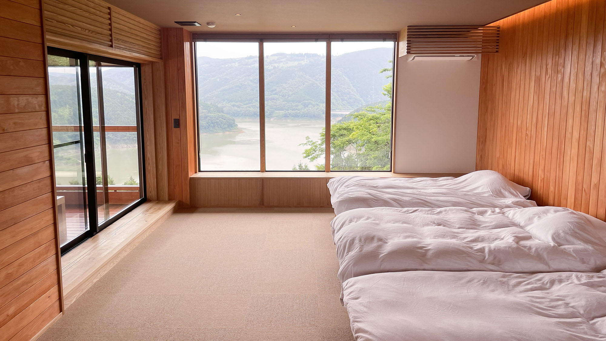 ・【はっちゃん/2階】18畳/定員2-3名/客室風呂・トイレ付