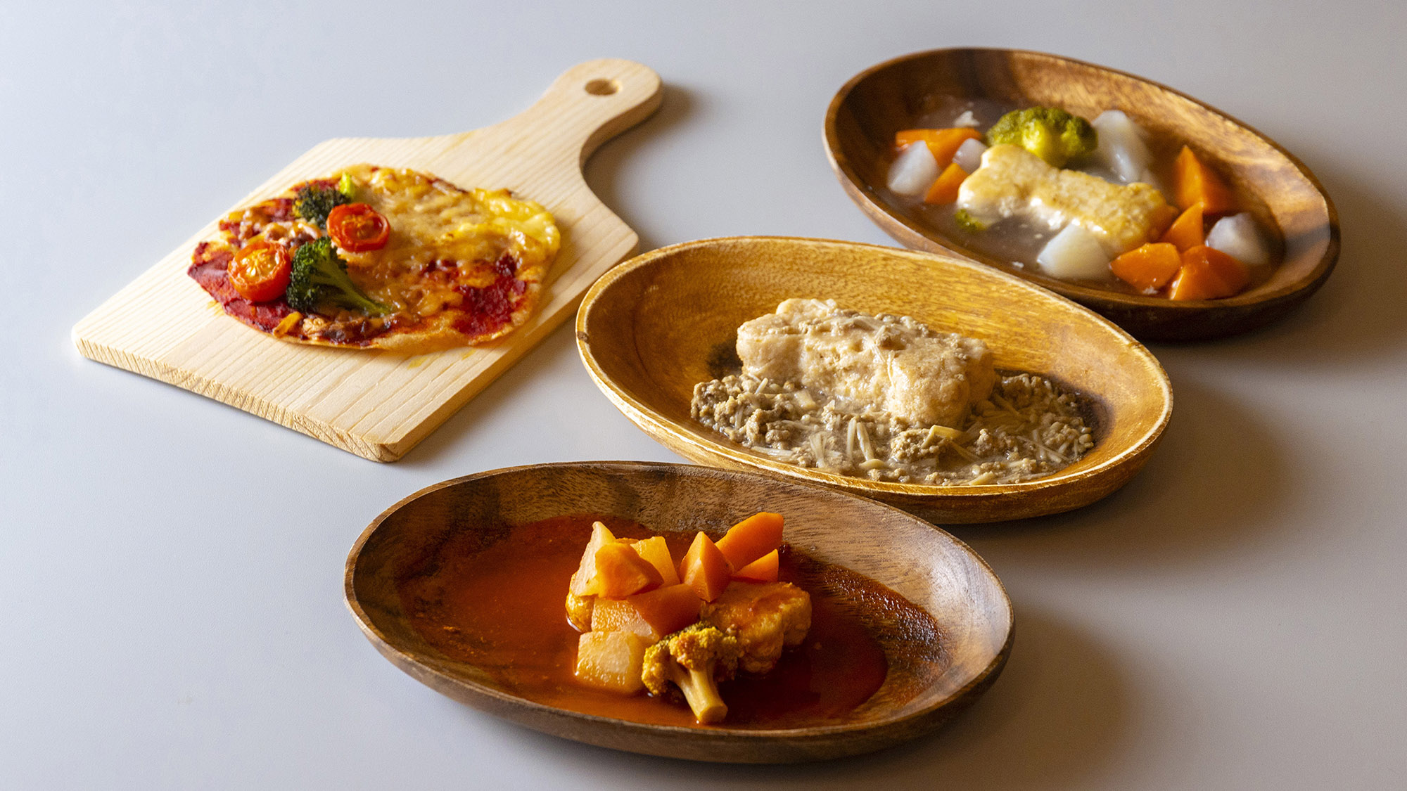 ・【ペット用ご飯】ペット用のお食事は、すべて手作り。ご予約時にお申し付けください