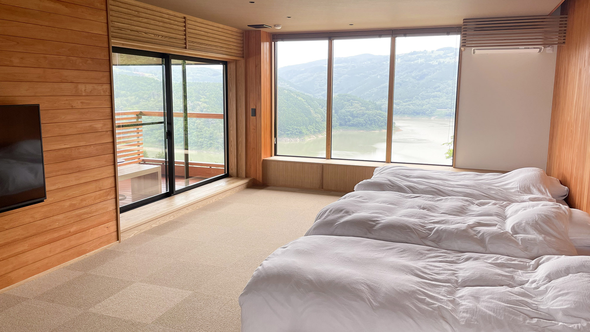 ・【はっちゃん】18畳/定員2-3名/客室風呂・トイレ付