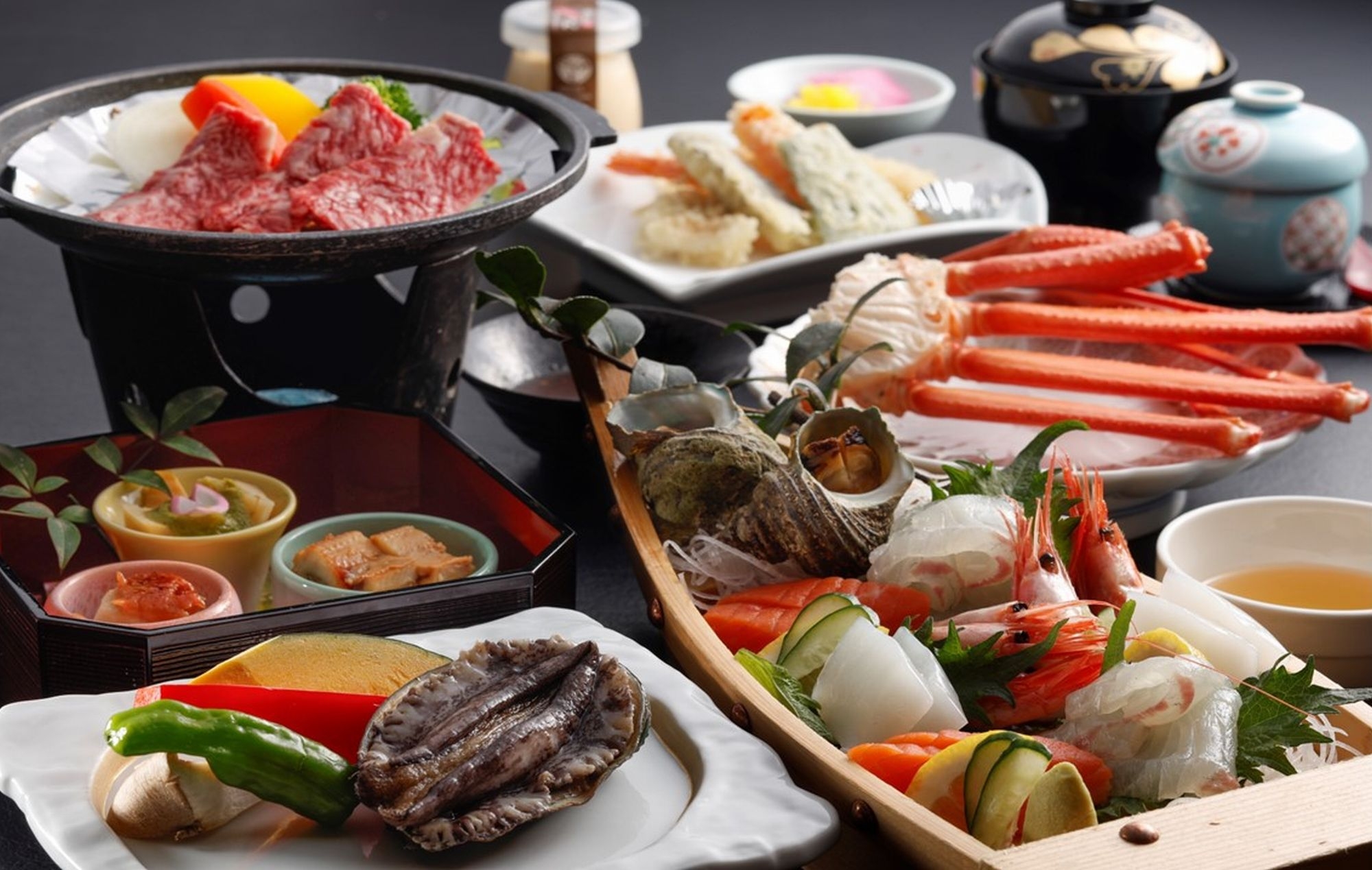 朝夕個室食事処【グルメ三昧】活あわび＆但馬牛50g＆鮮魚5種x最大4湯貸切無料★色浴衣か発泡酒