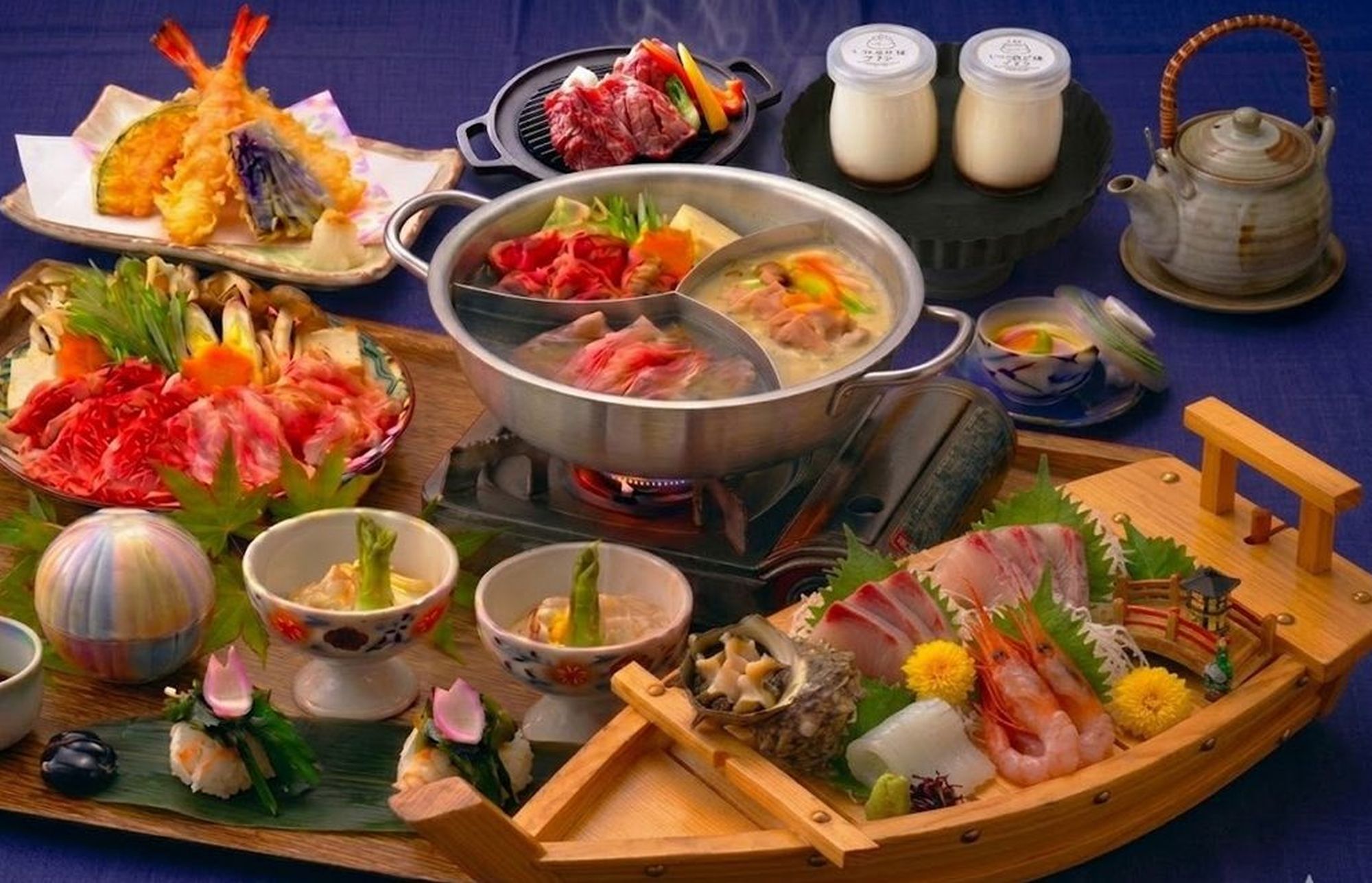 グレードUP夏三宝御膳：但馬牛すき焼き、八鹿豚しゃぶしゃぶ、但馬鶏豆乳鍋x船盛りｘ但馬牛陶板焼き50