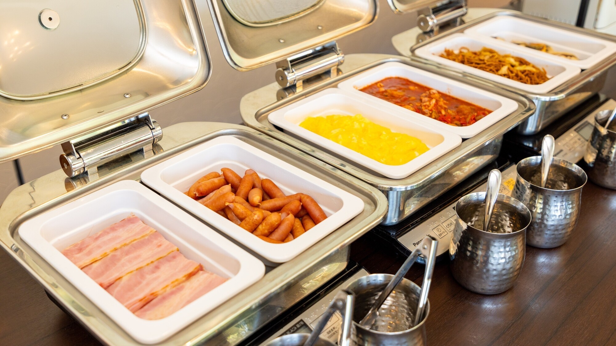 〈和室でゆったり寛ぎプラン〉＆嬉しい無料朝食バイキング付き ＆ ソフトドリンク飲み放題付き☆