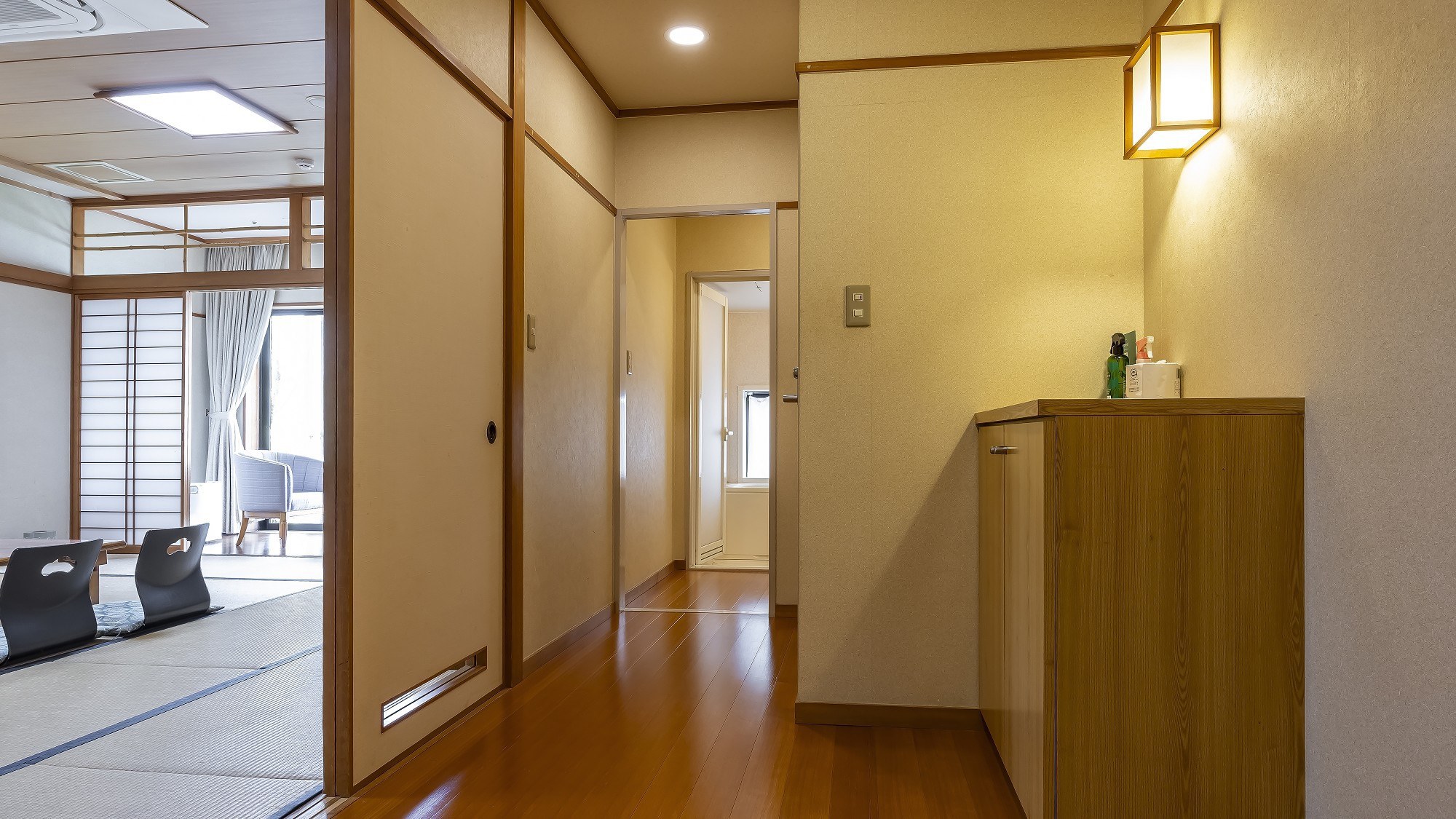 ◆和室15畳　８名様までご利用可能な広々とした明るい雰囲気の和室です。