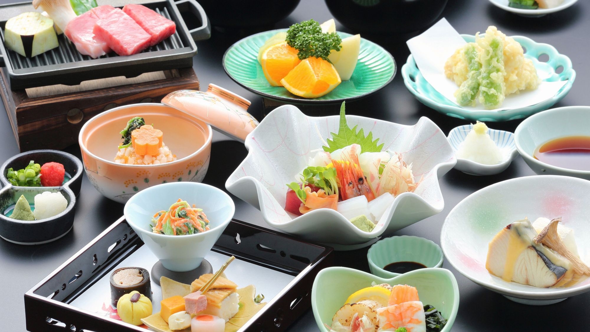 【本館客室×絹島のほほえみ】瀬戸内の海鮮・牛を贅沢に味わう夕食会席〜絹島のほほえみ★夕朝食付