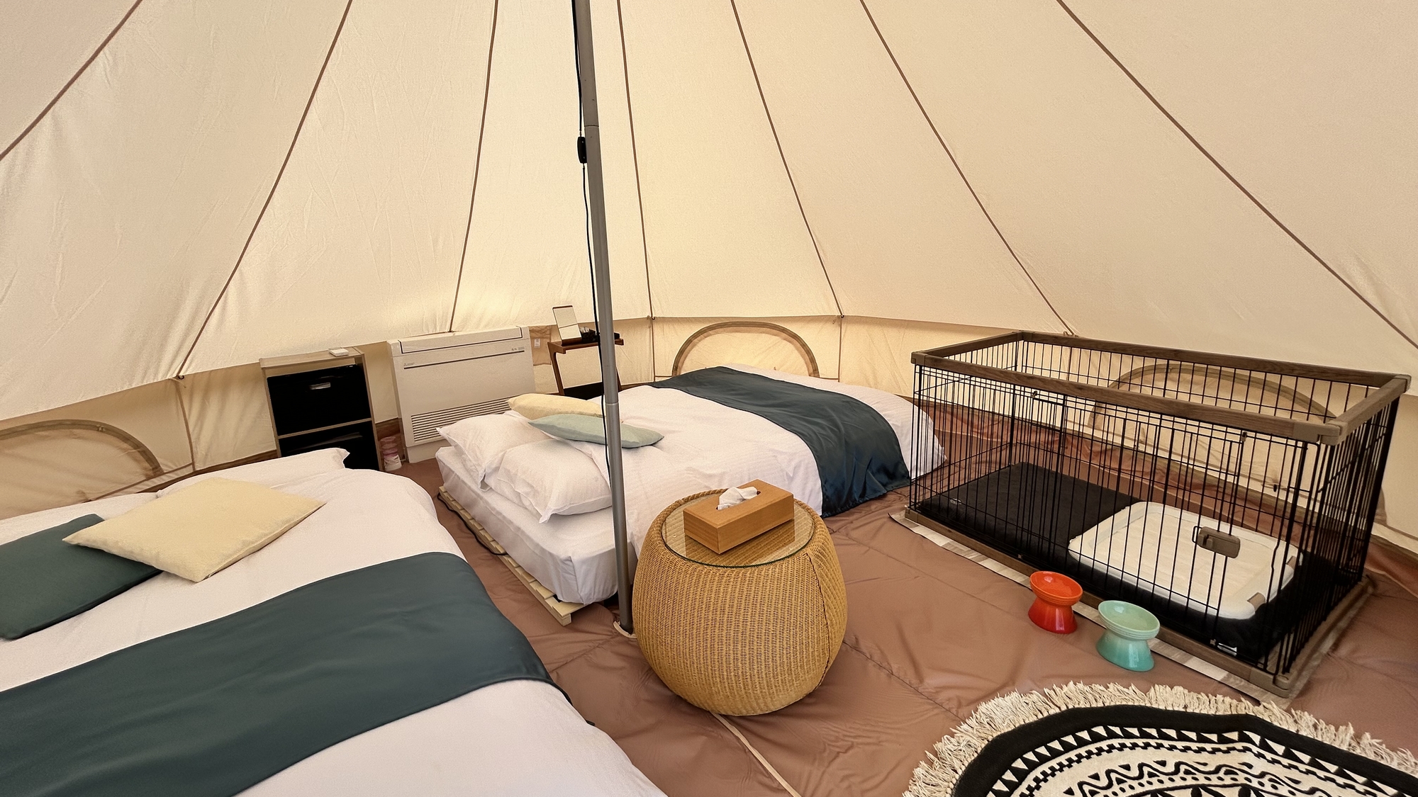 ◆ワンちゃんルーム（スイートテント）　愛犬とグランピング体験をお楽しみいただけます！