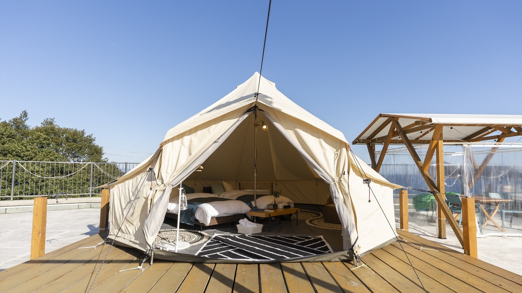 ◆オーシャンテント　1歩テントの外に出れば広がる海のパノラマビューをお楽しみください。