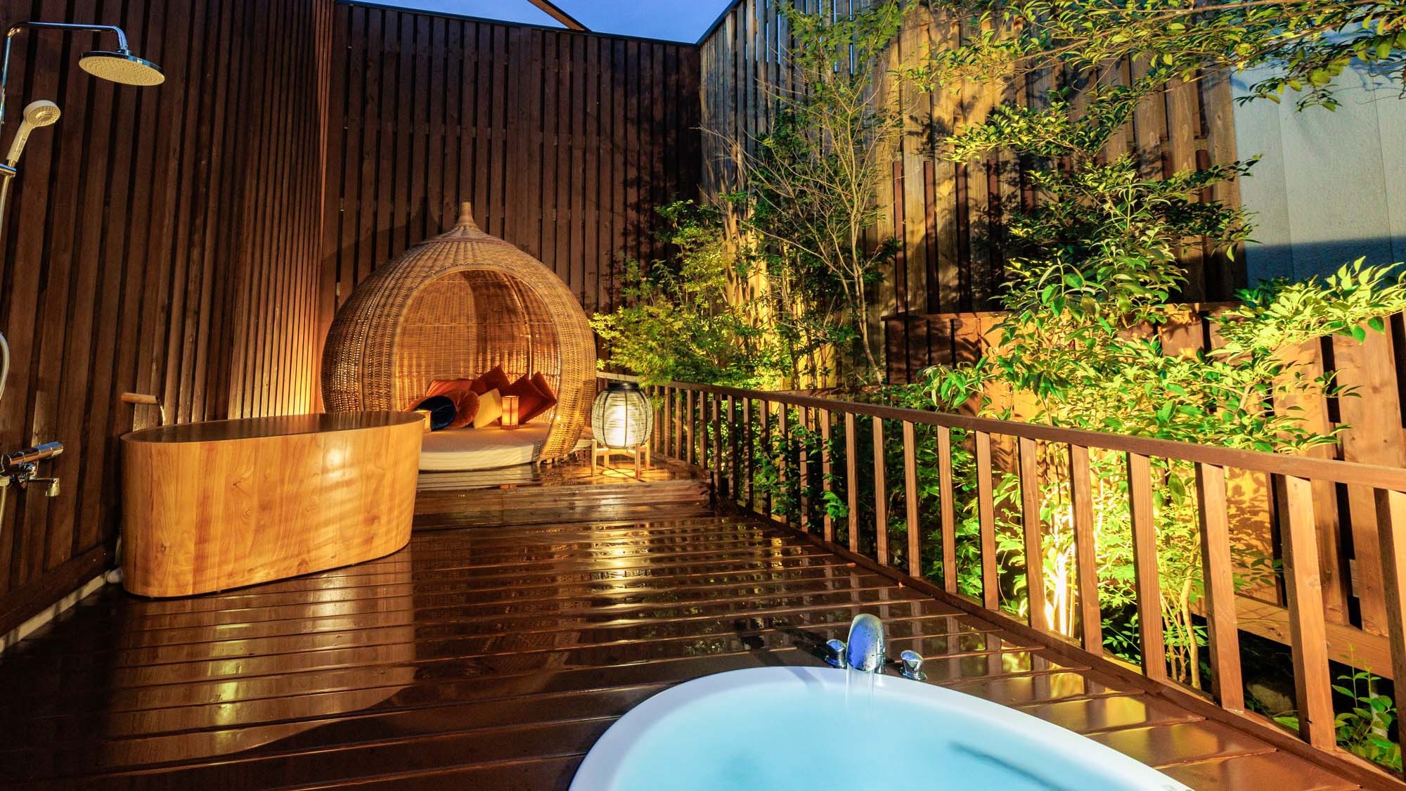 【サウナイキタイ】レイトチェックアウトでサウナを満喫★あか牛すき焼きプラン【二食付】