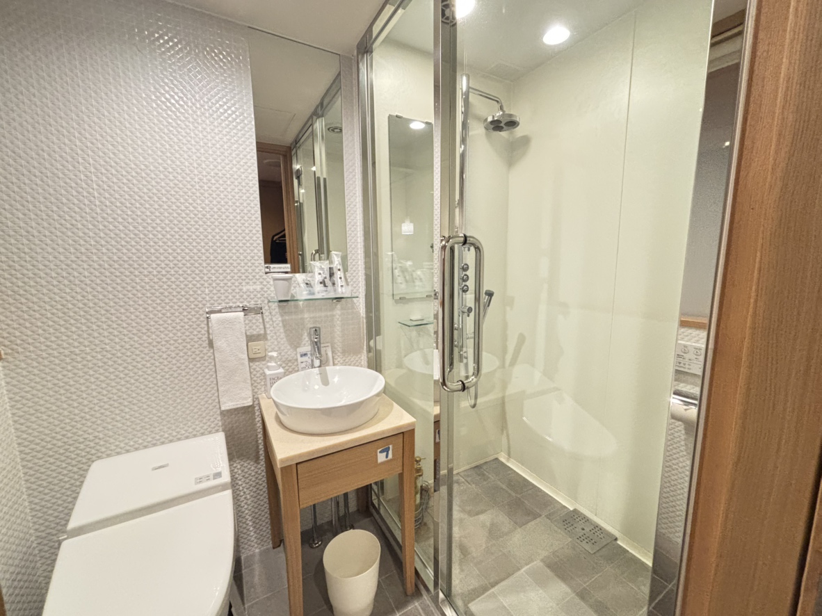 シングルルーム浴室