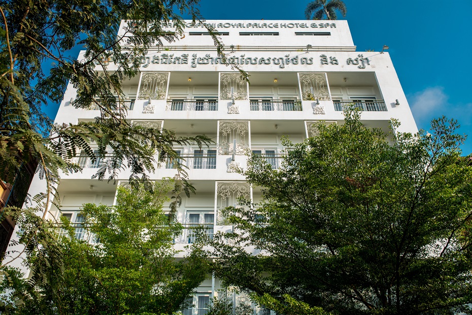 ザ フランジパニ ロイヤル パレス ホテル アンド スパ The Frangipani Royal Palace Hotel And Spa 宿泊予約 楽天トラベル