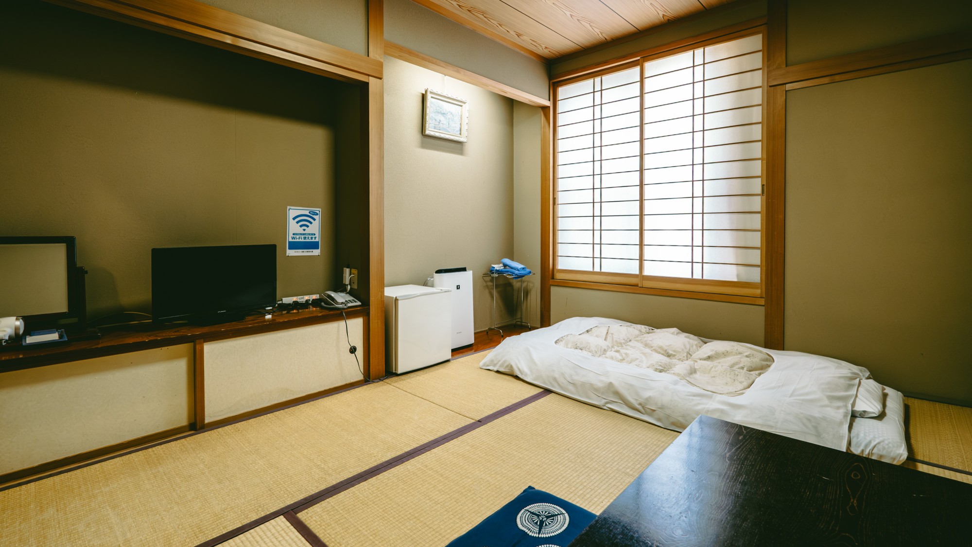 【◆喫煙◆和室　おまかせ部屋：１名～３名】　バストイレ無