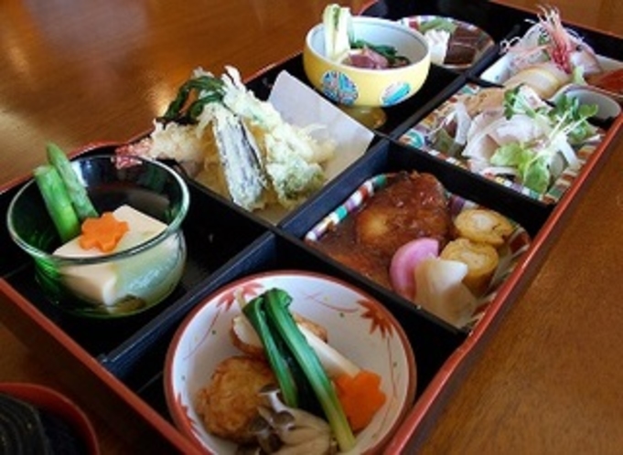 松花堂弁当