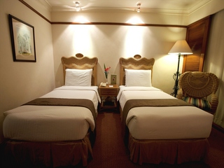 ■スーペリアルーム・ツイン（約30平米）