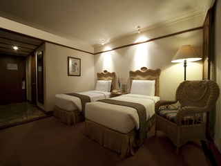 ■スーペリアルーム・ツイン（約30平米）