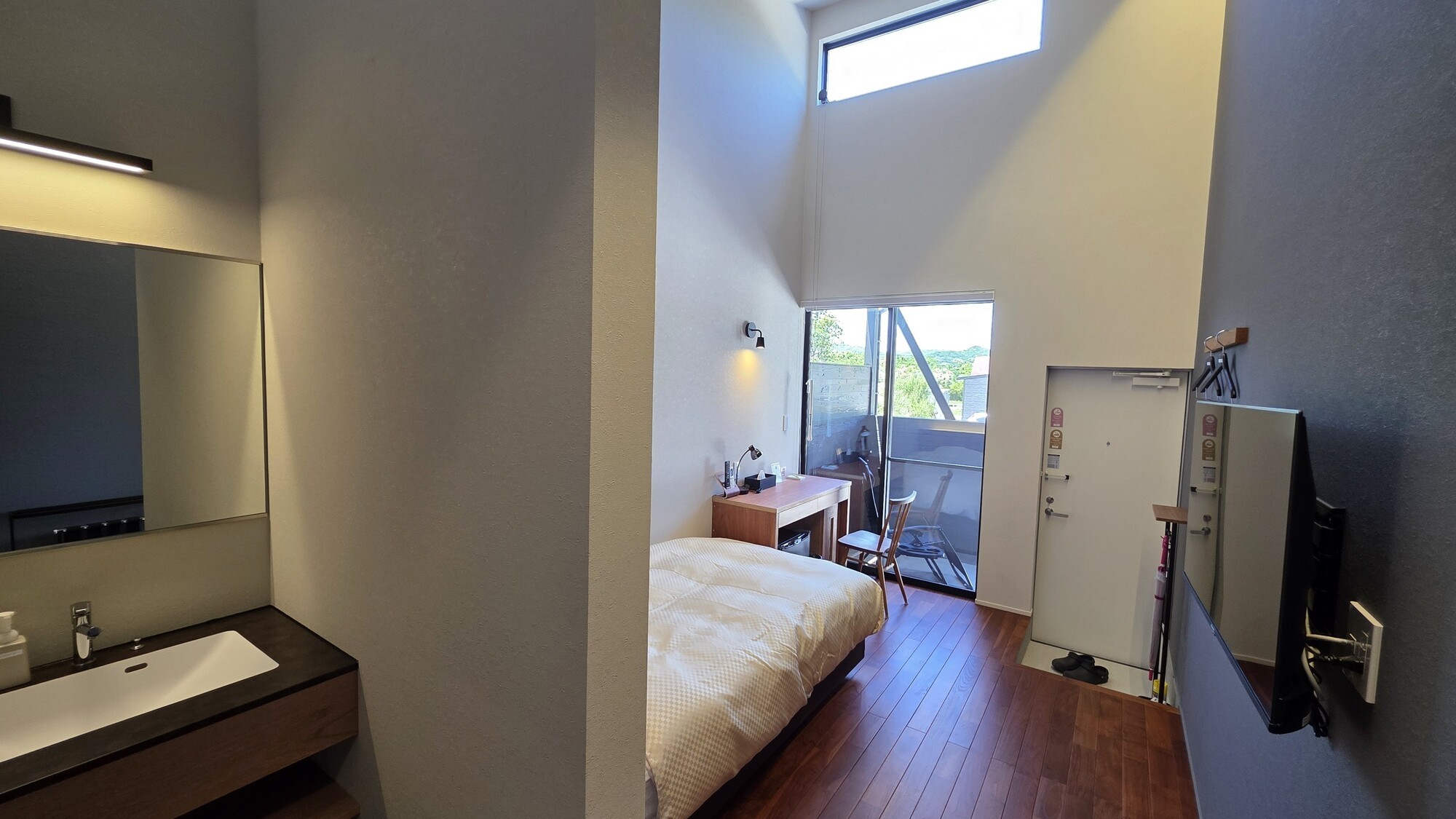 デラックスシングルルーム03