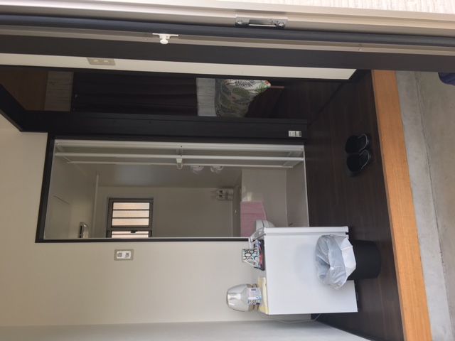 シングルルーム　玄関からの写真