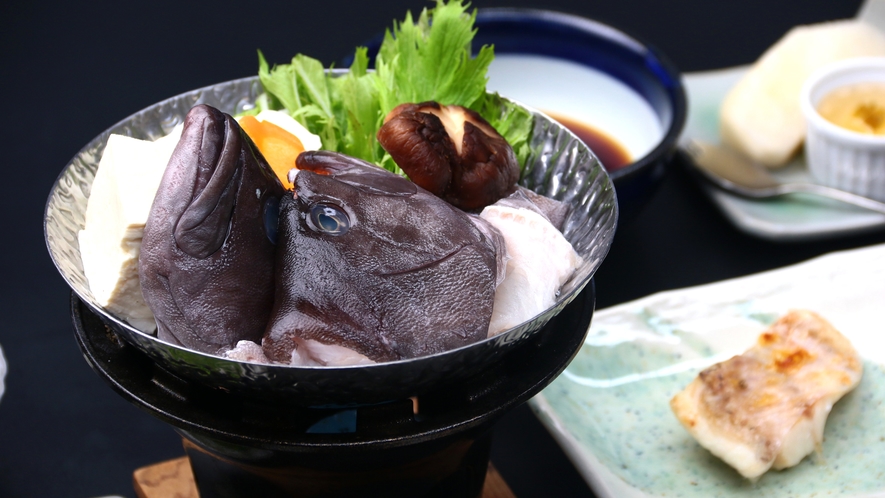 「マハタ鍋」クセの無い繊細な白身魚でぷりぷりの身はコラーゲンがたっぷり