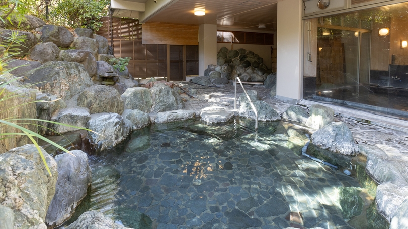 【11月〜1月料理フェア】マグロの旨味・桜エビの風味・エビの食感を楽しむ3種の彩りミニ海鮮丼フェア