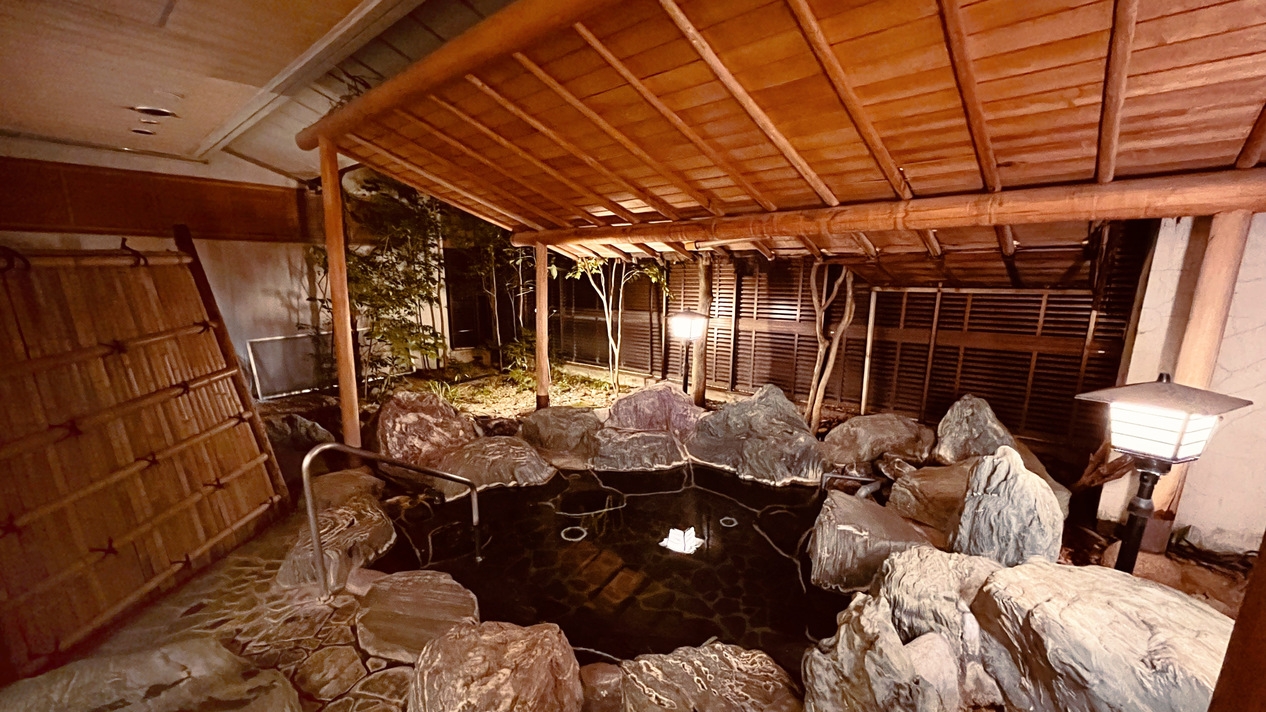 【グレードアップ】別館特別室で癒しのひとときを　一泊二食バイキング＆飲み放題付プラン