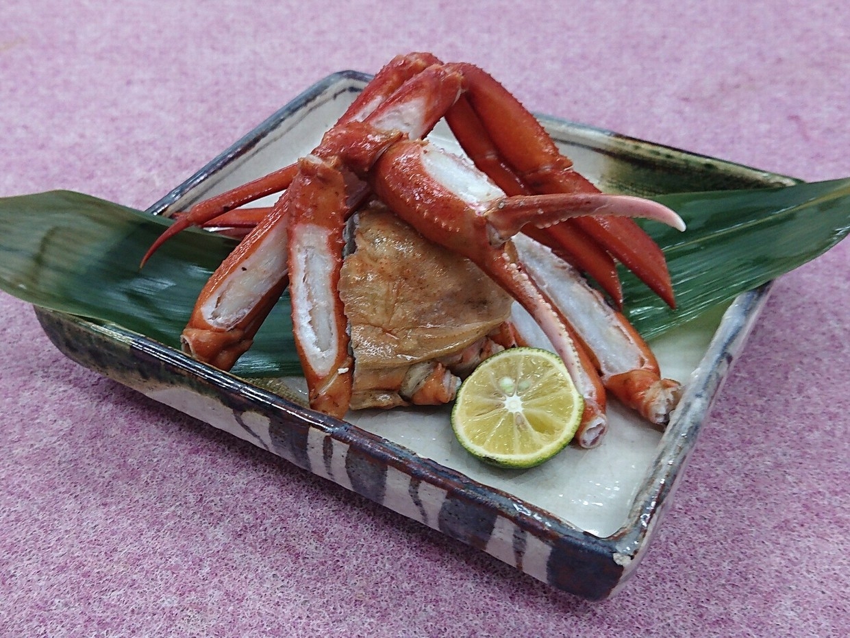 【早割】室数限定！早い者勝ち＼ゆく年くる年☆大特集／ご予約いただくと⇒夕食ワンランクUP！カニ付