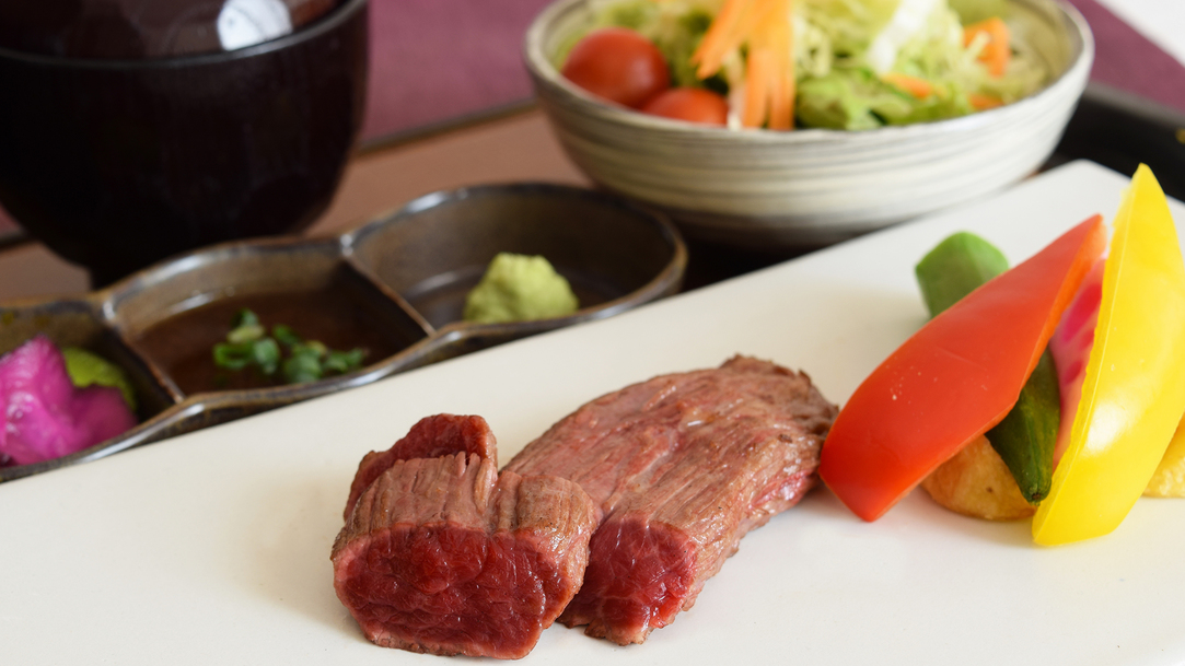 ■常陸牛ステーキ100g-2食付■「肉は赤身派」の方におススメ♪