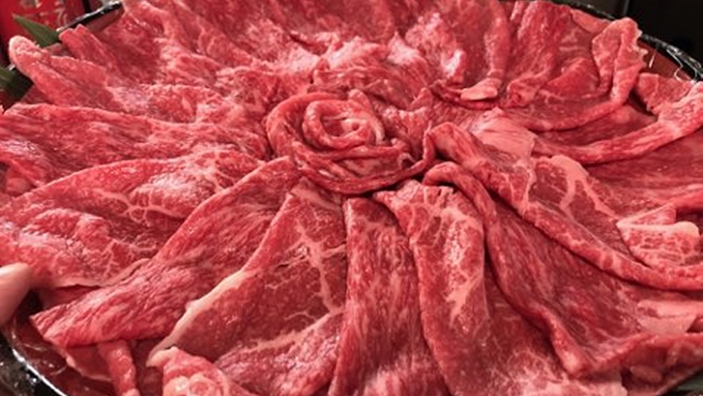 ＜日本酒のみ比べ付＞人気の但馬牛すき焼きを但馬の地酒と愉しむ＆ハチ北温泉でのんびり【2食付き】