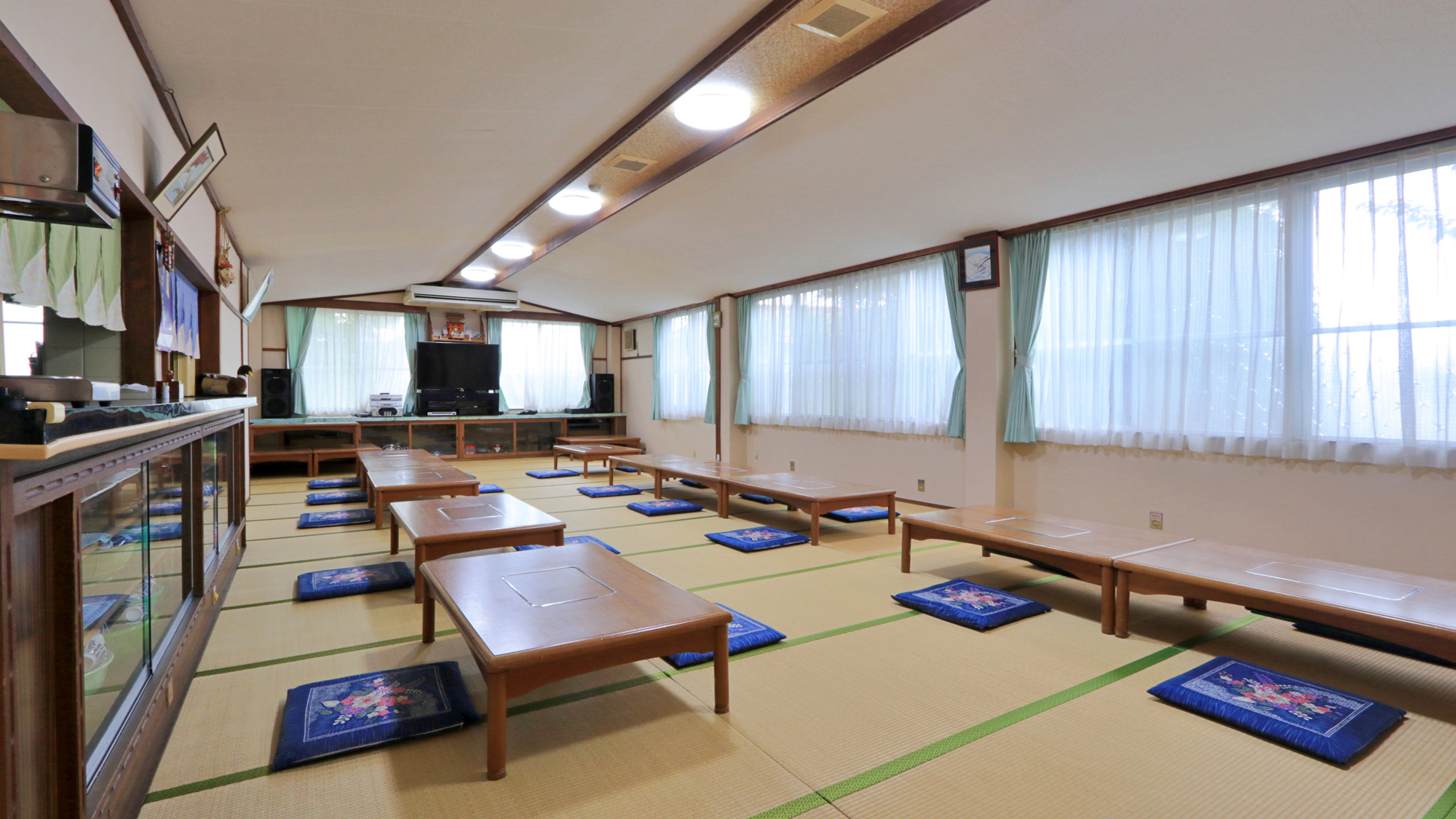 【食事処】夕食・朝食はこちらでどうぞ 