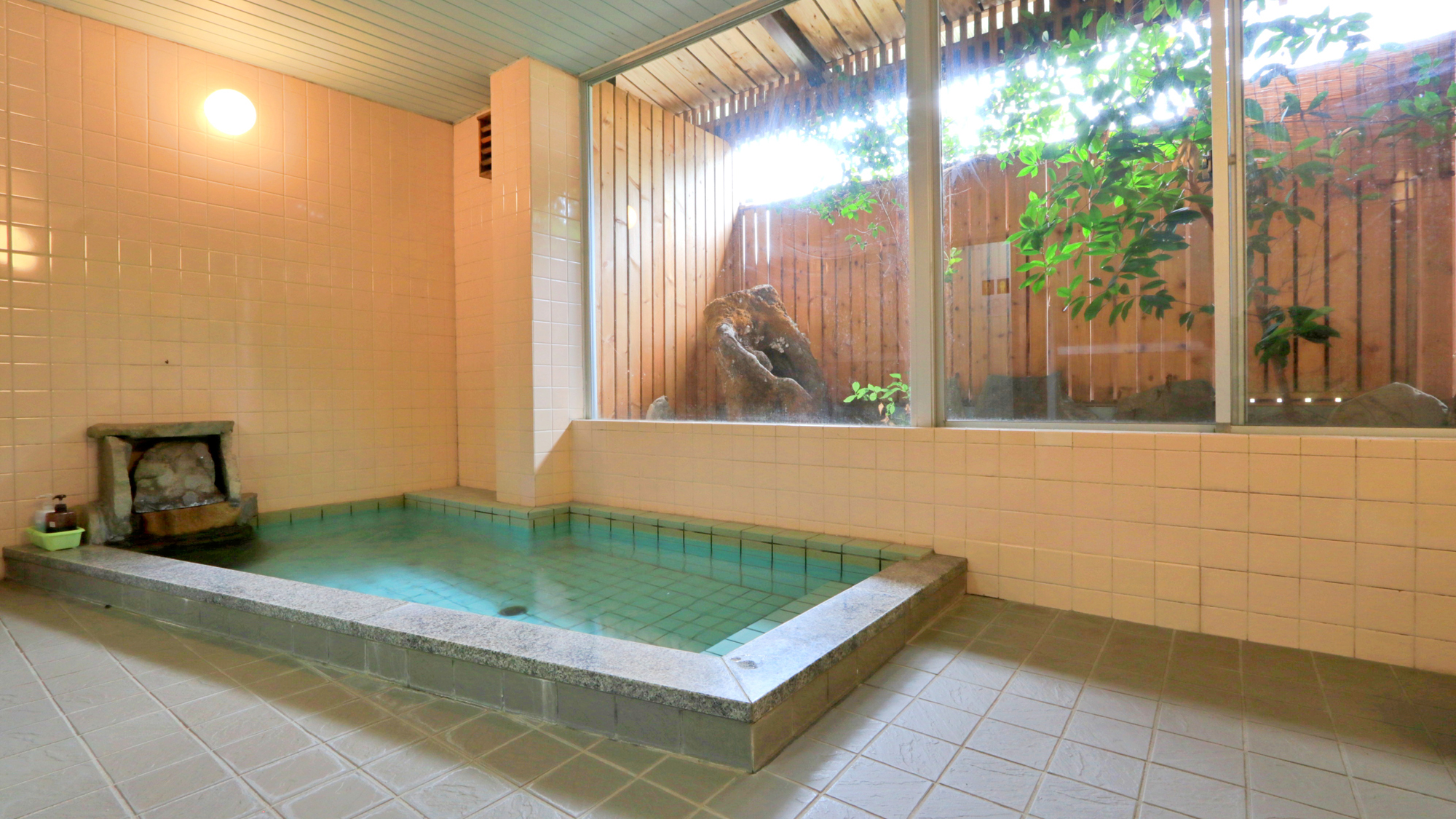 【風呂】ブラックシリカ搭載のお風呂です 