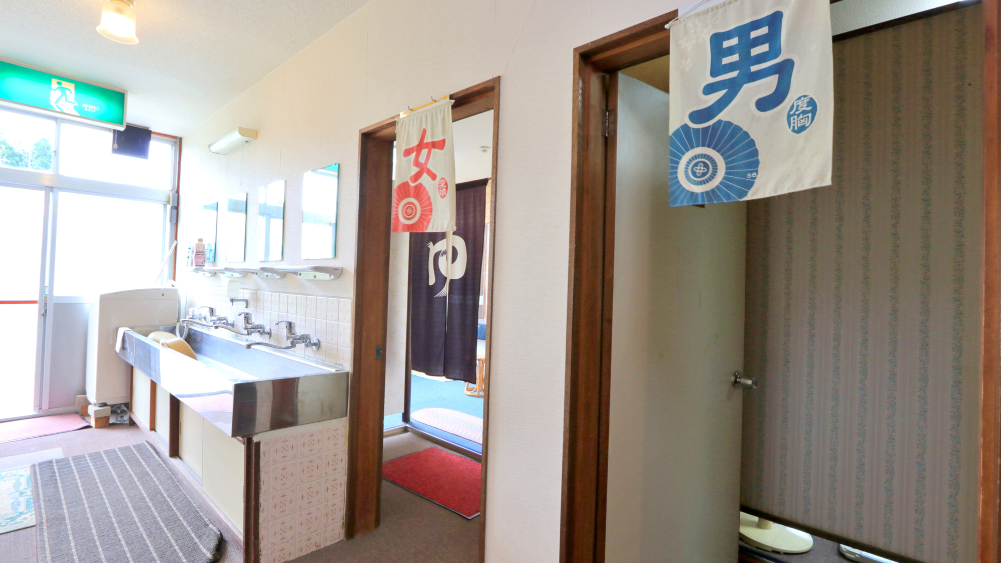 【風呂】お風呂でおくつろぎください 