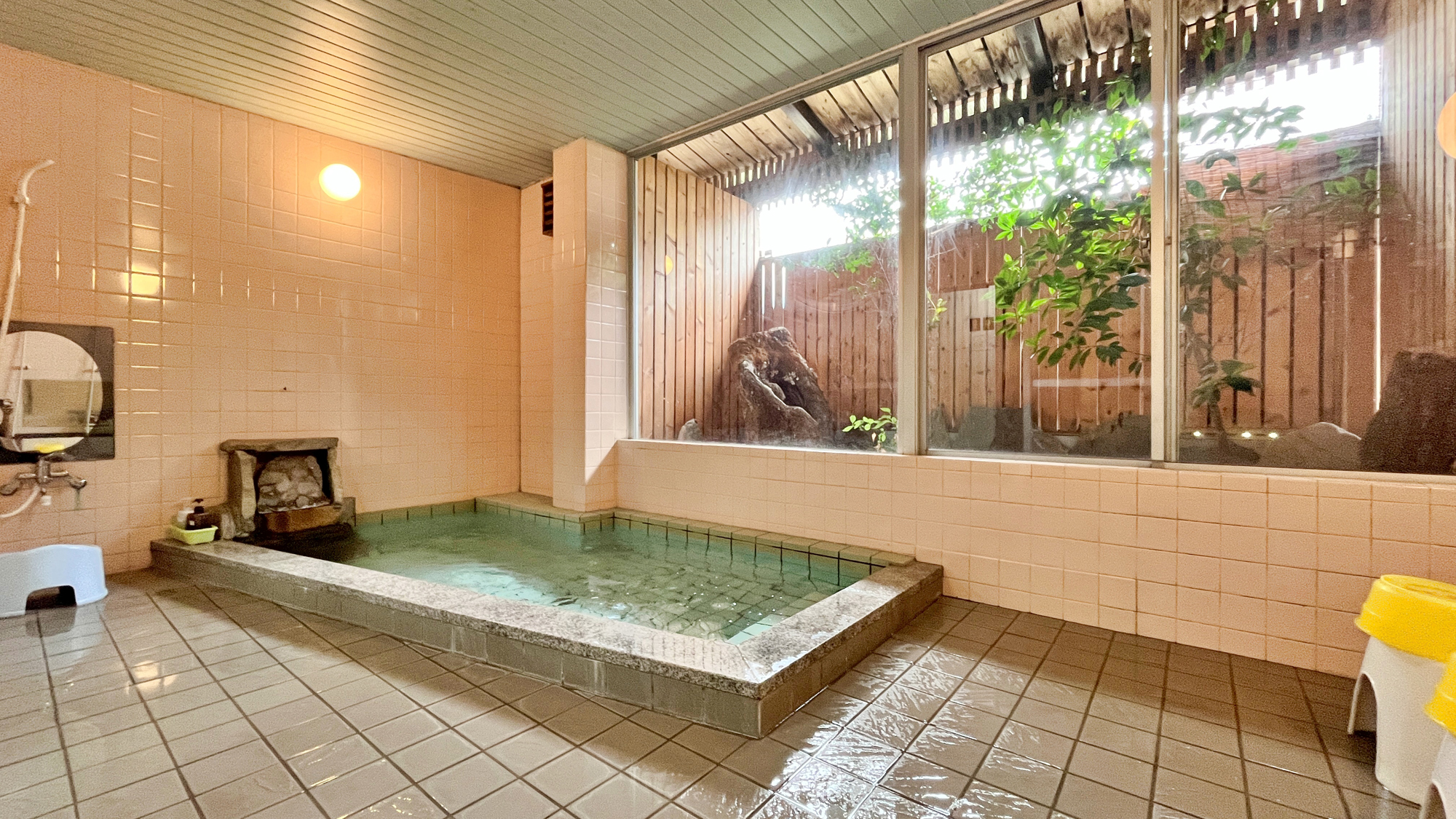 【風呂】ブラックシリカ搭載のお風呂です 