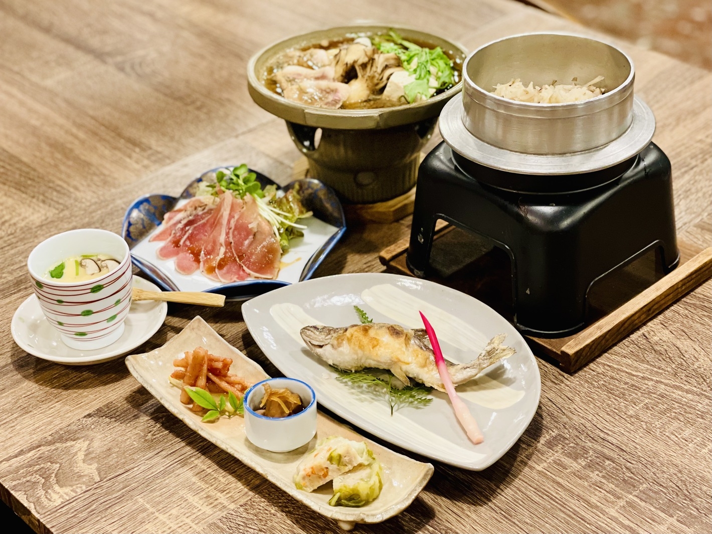 【えひめ夏旅なんよキャンペーン】おさかな館＆ぽっぽ温泉優待特典付★鬼北名物キジ料理と高月温泉♪2食付