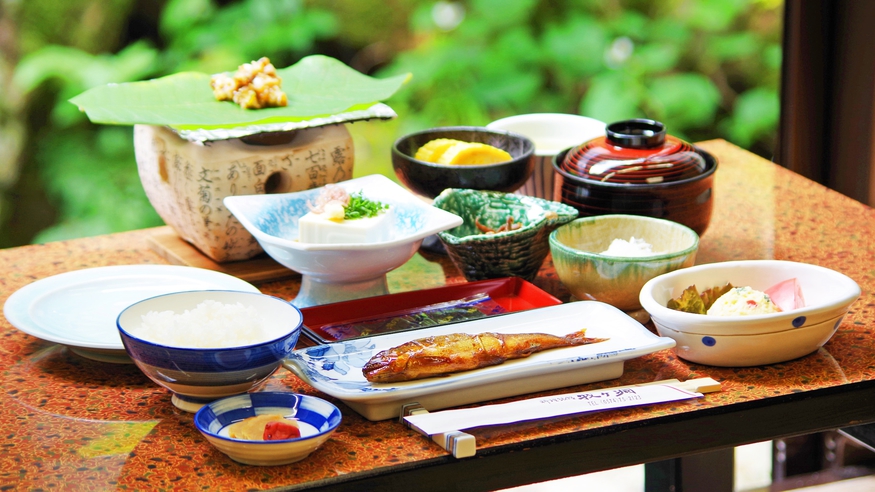 朝食付き★ご飯が進む！朴葉味噌に舌鼓♪しっかり栄養補給