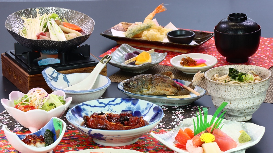【直前割】お日にち限定！基本の2食付プランが1100円引！よしだやの季節会席とラジウム泉がお得に ♪