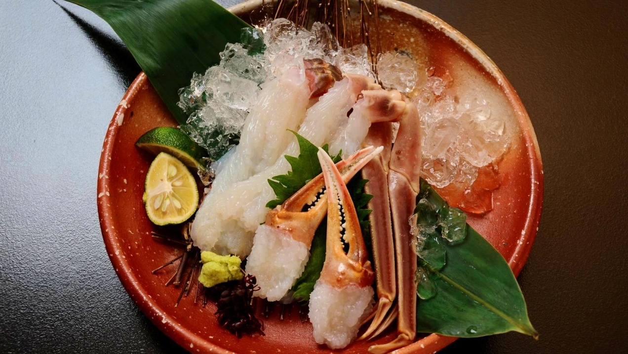 氷見の冬の2大味覚を五感で味わう〜【冬の味覚満喫ブリ×カニ会席】