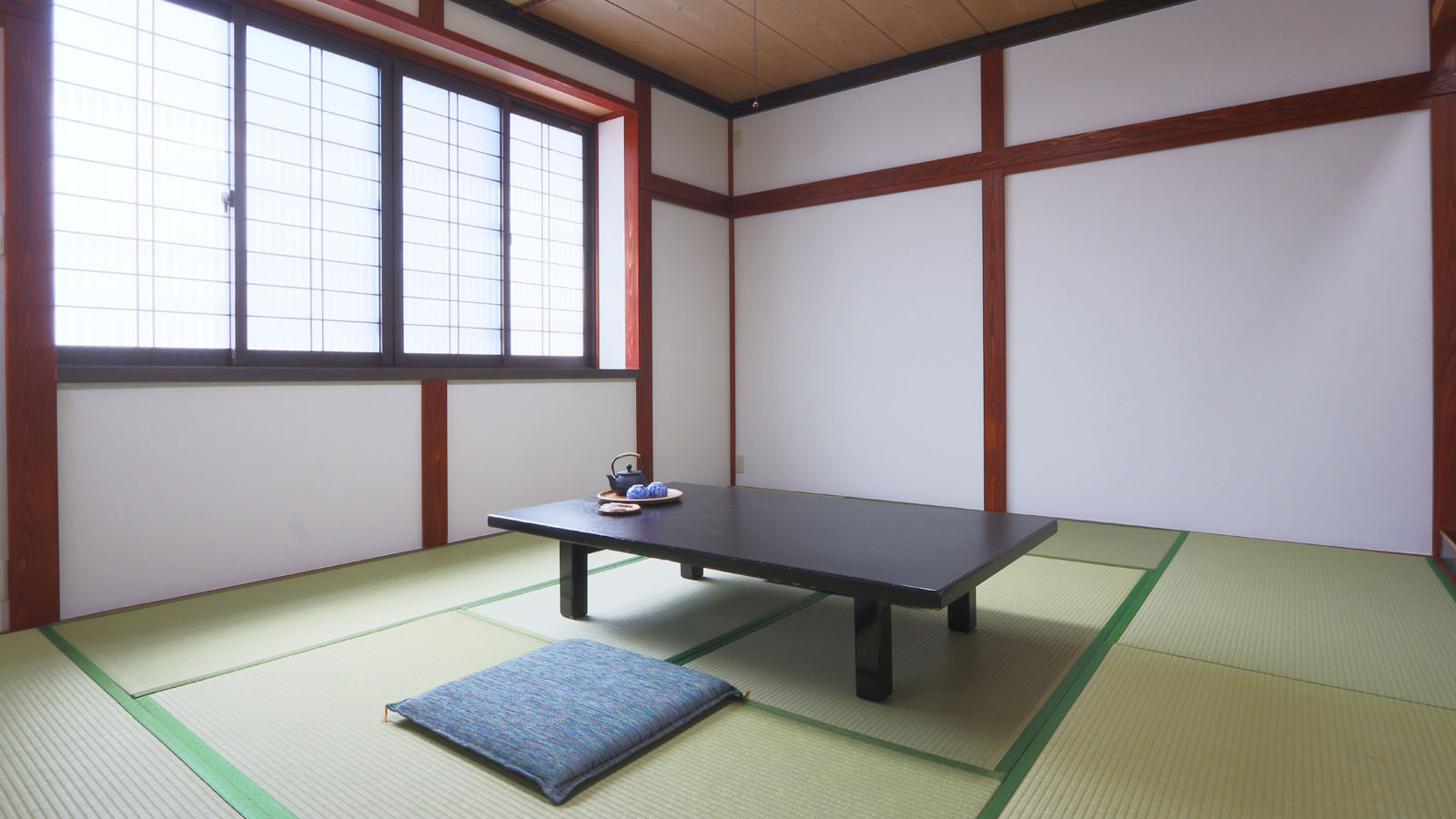 ★【客室　梅の間】-10畳和室-