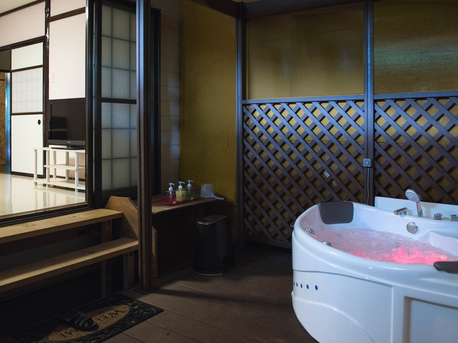 洋風ジャグジーバス