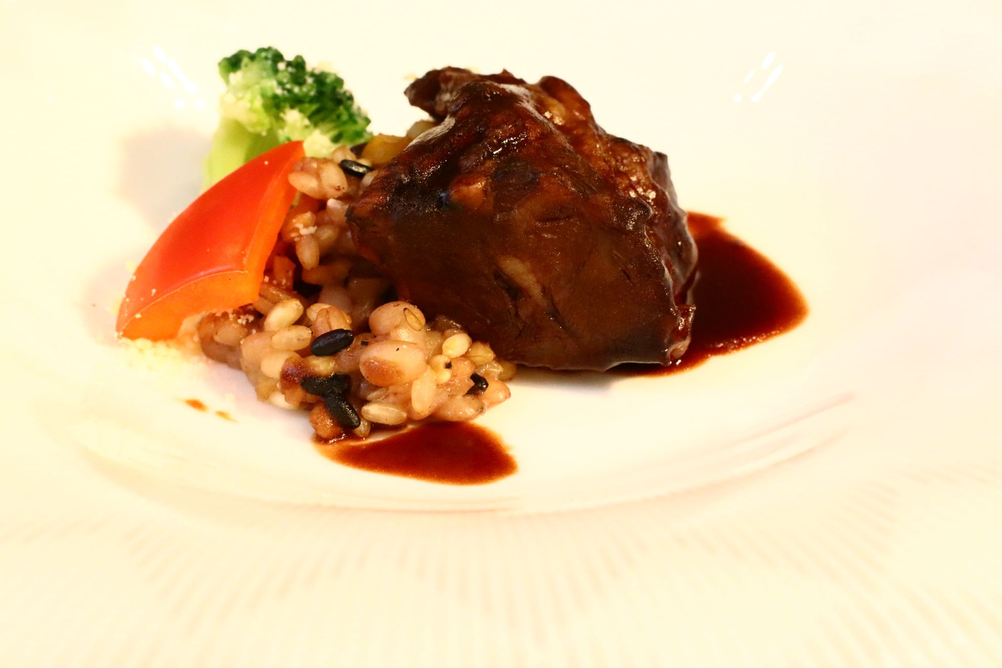 熊野牛のブルギニョン 雑穀米のリゾットを添えて2