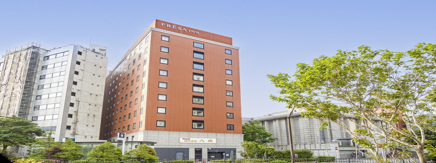 ホテル外観全体