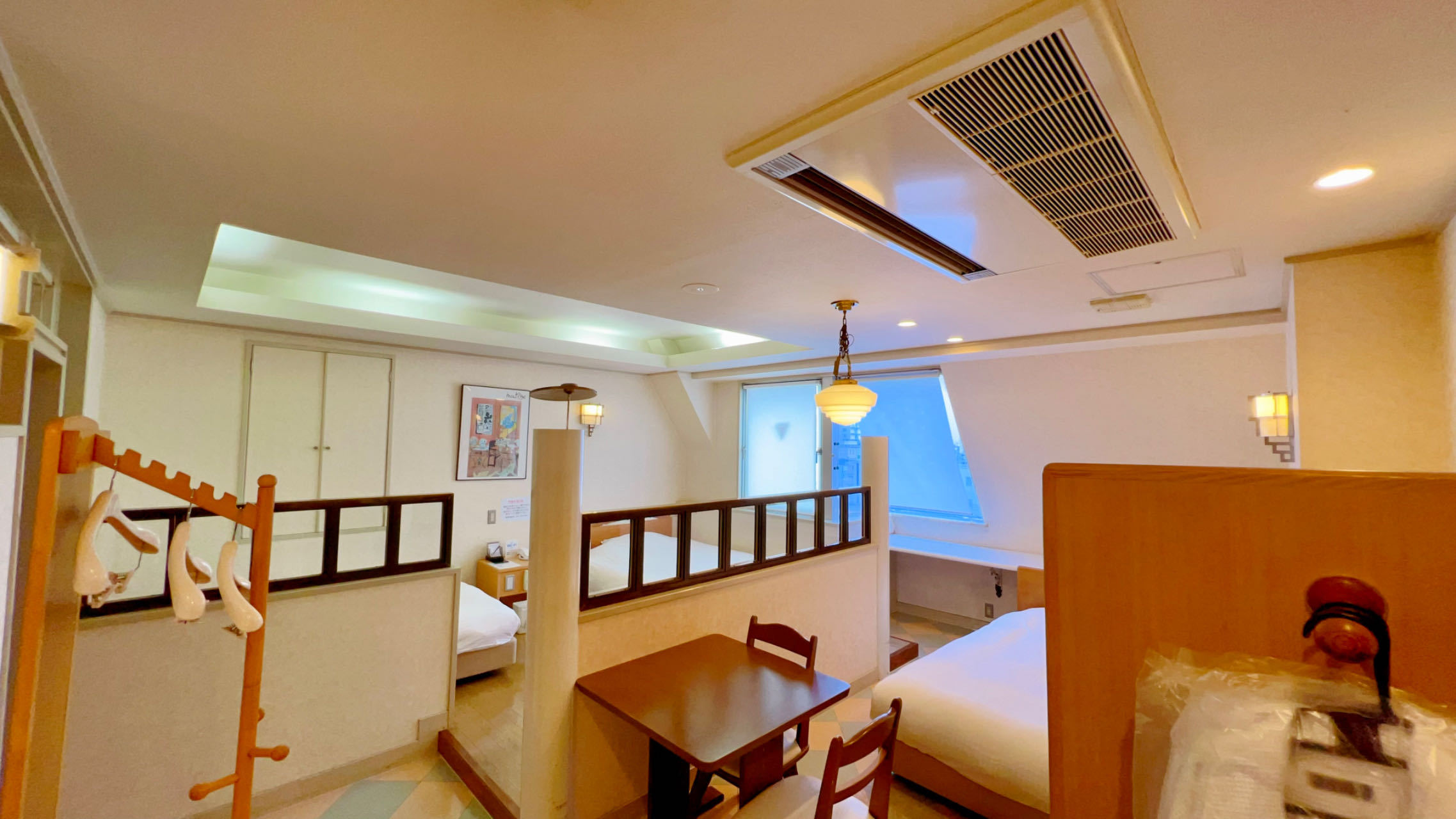 【禁煙)広いスイートルーム（個室サウナ付）無料ドリンクバー