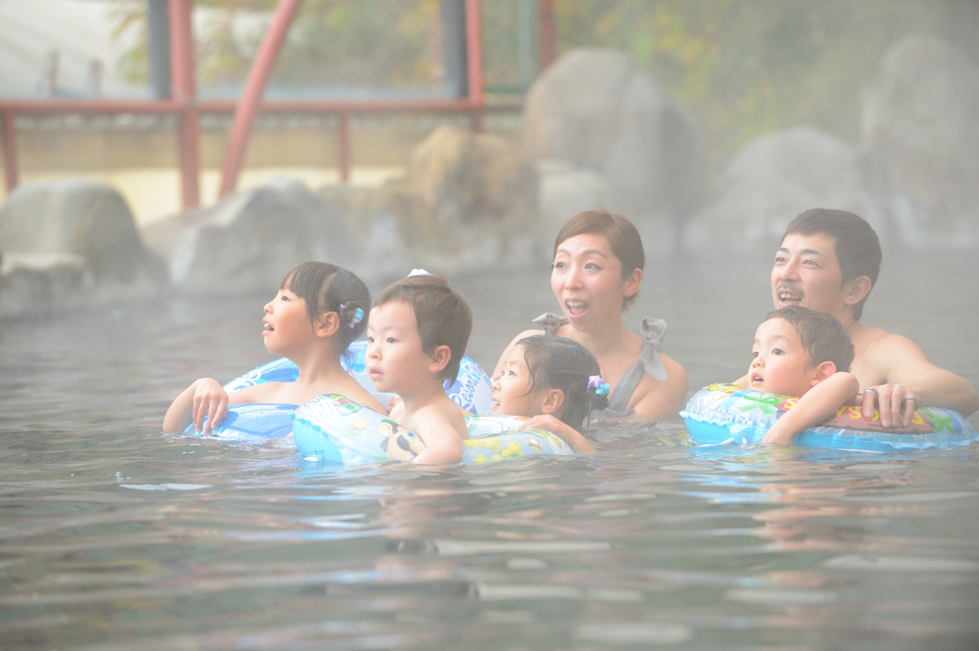 ■源泉かけ流し大露天風呂