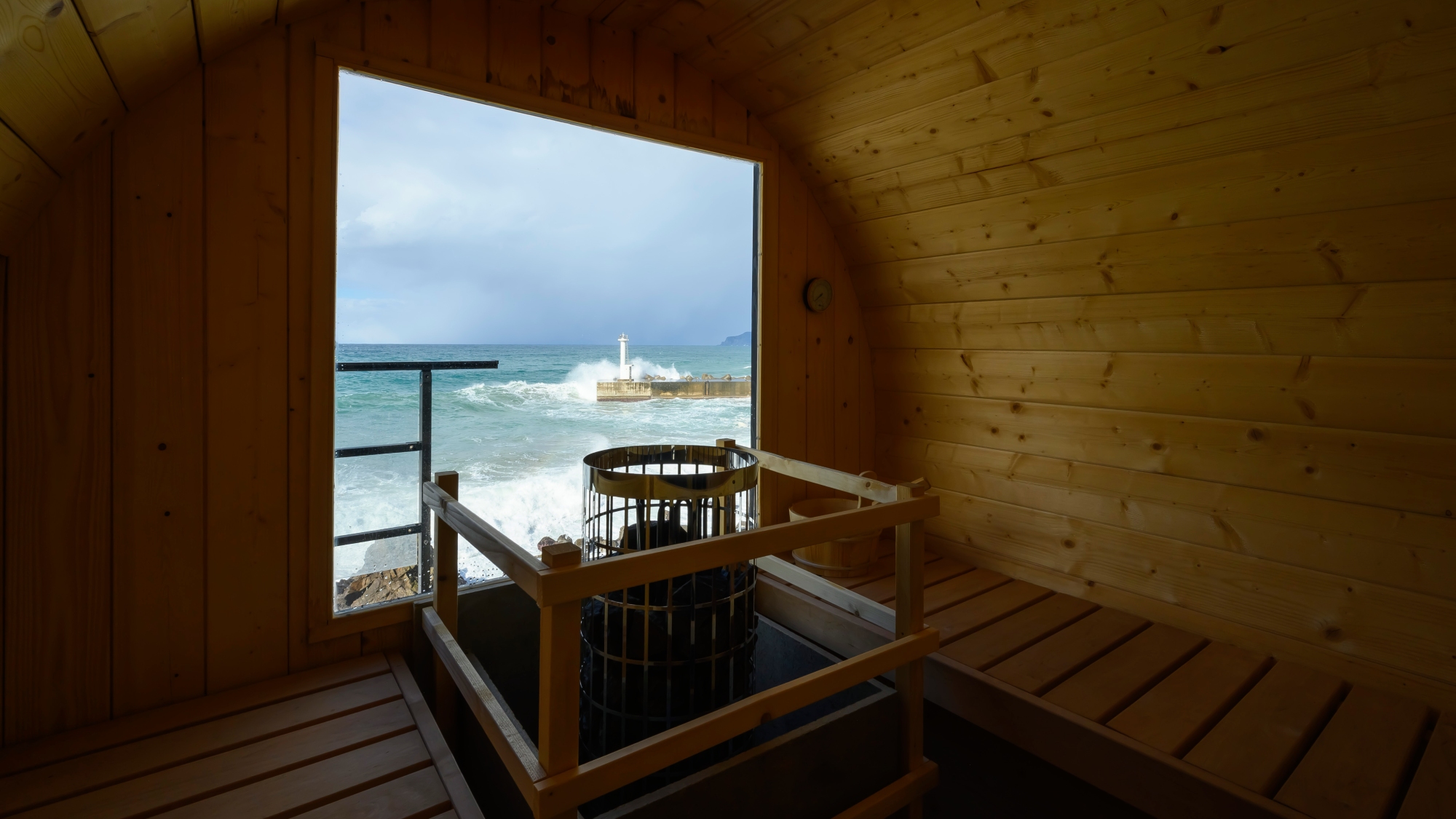 ■ロイヤルルーム【UMI-to-KAZE】■専用バレルサウナ