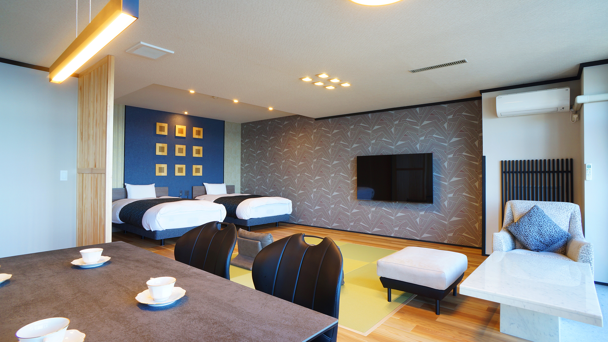 【デラックスルーム】